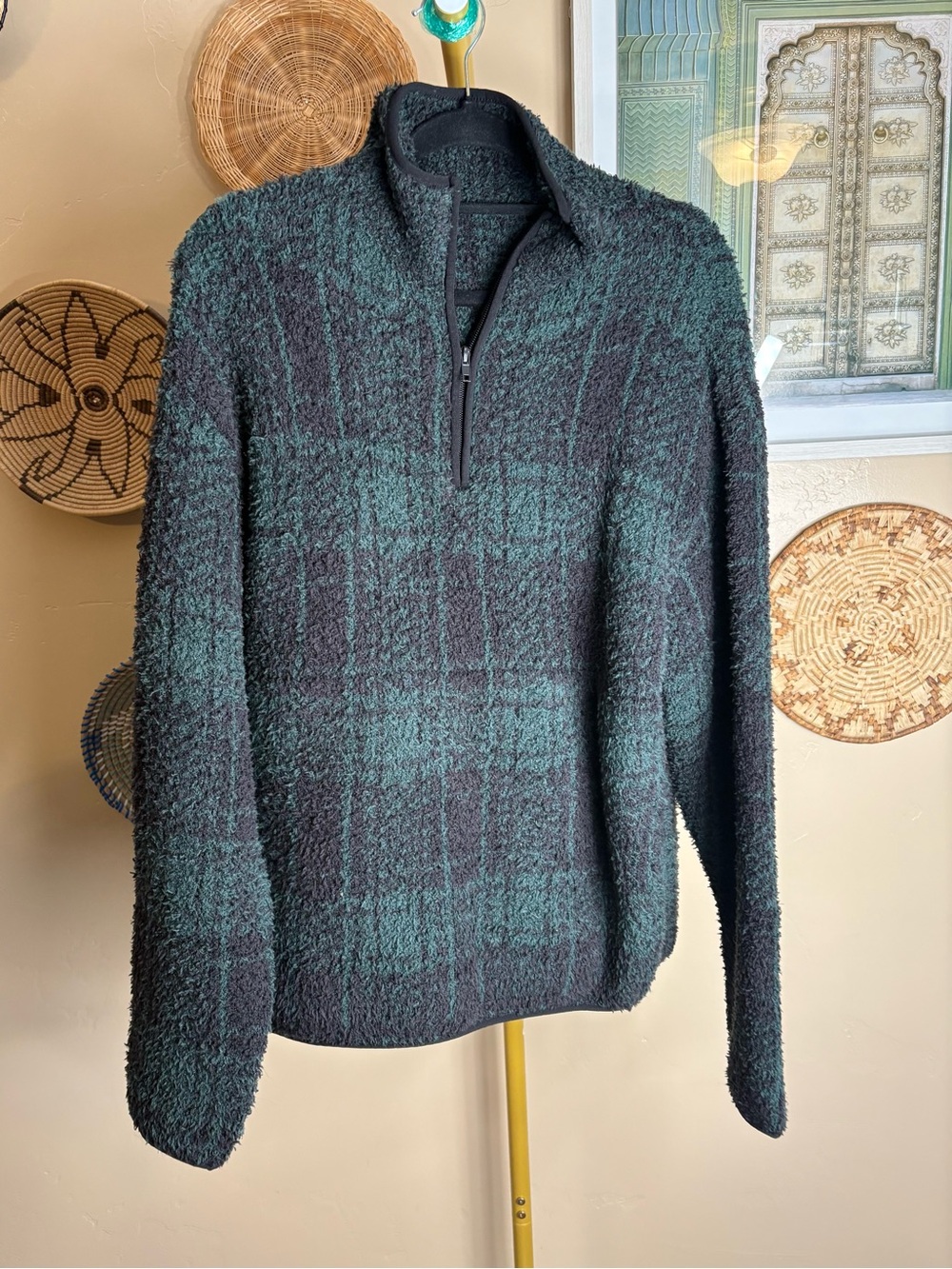 SKIMS Cozy Unisex Green/Black Plaid Quarter Zip Fleece Pullover